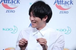 花王「アタックZERO 新CM発表会」に登場した松坂桃李