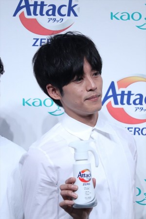 花王「アタックZERO 新CM発表会」に登場した松坂桃李
