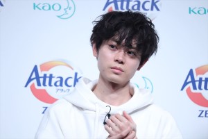 花王「アタックZERO 新CM発表会」に登場した菅田将暉