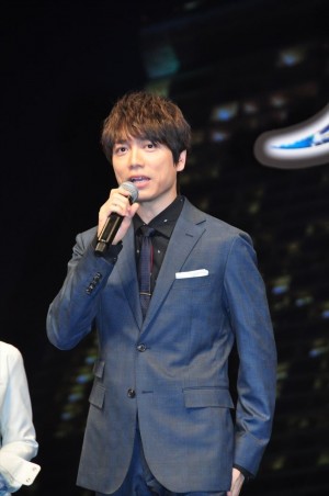 劇場版『名探偵コナン 紺青の拳（こんじょうのフィスト）』完成披露試写会に登壇した山崎育三郎