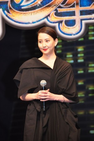 劇場版『名探偵コナン 紺青の拳（こんじょうのフィスト）』完成披露試写会に登壇した河北麻友子