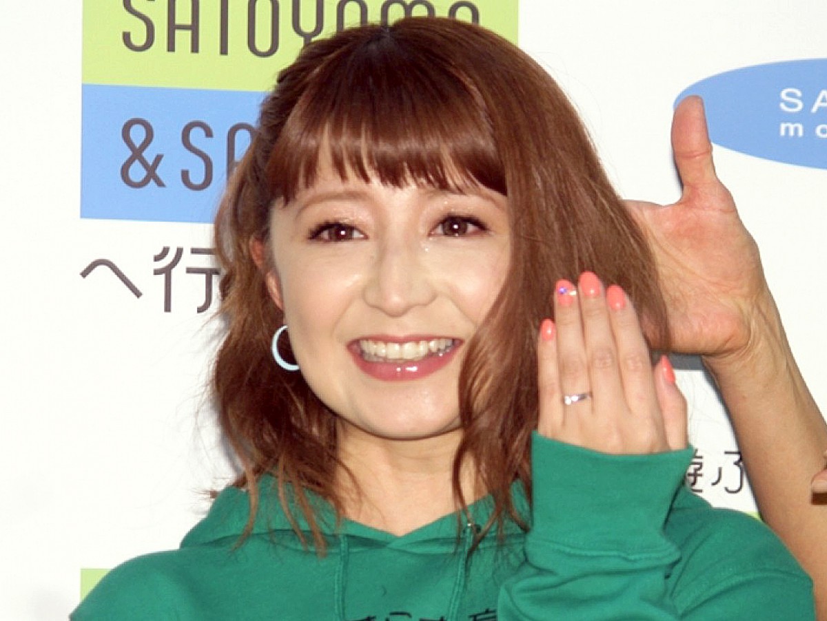 矢口真里「今年の夏はこれでいきます!!」ド派手なピンクヘアに変身