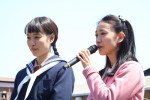 （左から）2019年後期連続テレビ小説『スカーレット』ロケ取材会に登場した戸田恵梨香、大島優子