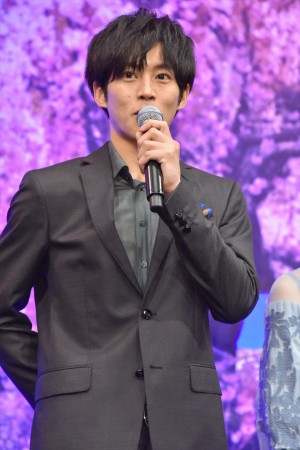 『居眠り磐音』プレミアイベントに登場した松坂桃李