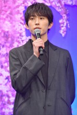 『居眠り磐音』プレミアイベントに登場した杉野遥亮