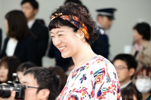 『家政夫のミタゾノ』制作発表記者会見に登場したしゅはまはるみ