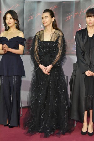 ドラマ10『ミストレス～女たちの秘密～』試写会に登場した長谷川京子