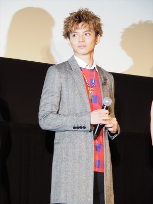 『4月の君、スピカ。』初日舞台挨拶に登場した佐藤大樹