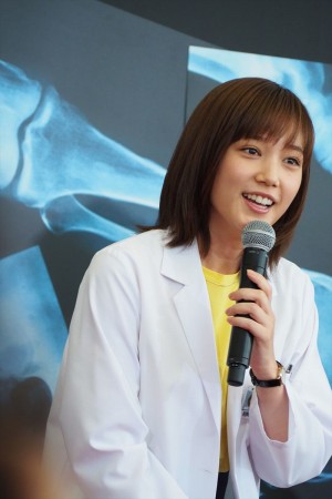 月9ドラマ『ラジエーションハウス～放射線科の診断レポート～』取材会に登場した本田翼