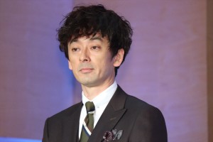 ドラマ『東京独身男子』記者会見に出席した滝藤賢一