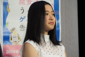 『腐女子、うっかりゲイに告（コク）る。』試写会に登場した藤野涼子