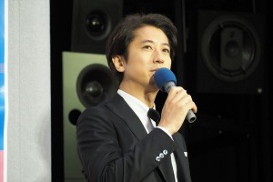 『腐女子、うっかりゲイに告（コク）る。』試写会に登場した谷原章介