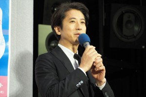 『腐女子、うっかりゲイに告（コク）る。』試写会に登場した谷原章介