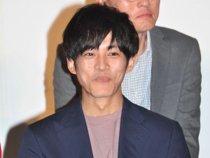 『パーフェクトワールド』制作発表会見に登場した松坂桃李