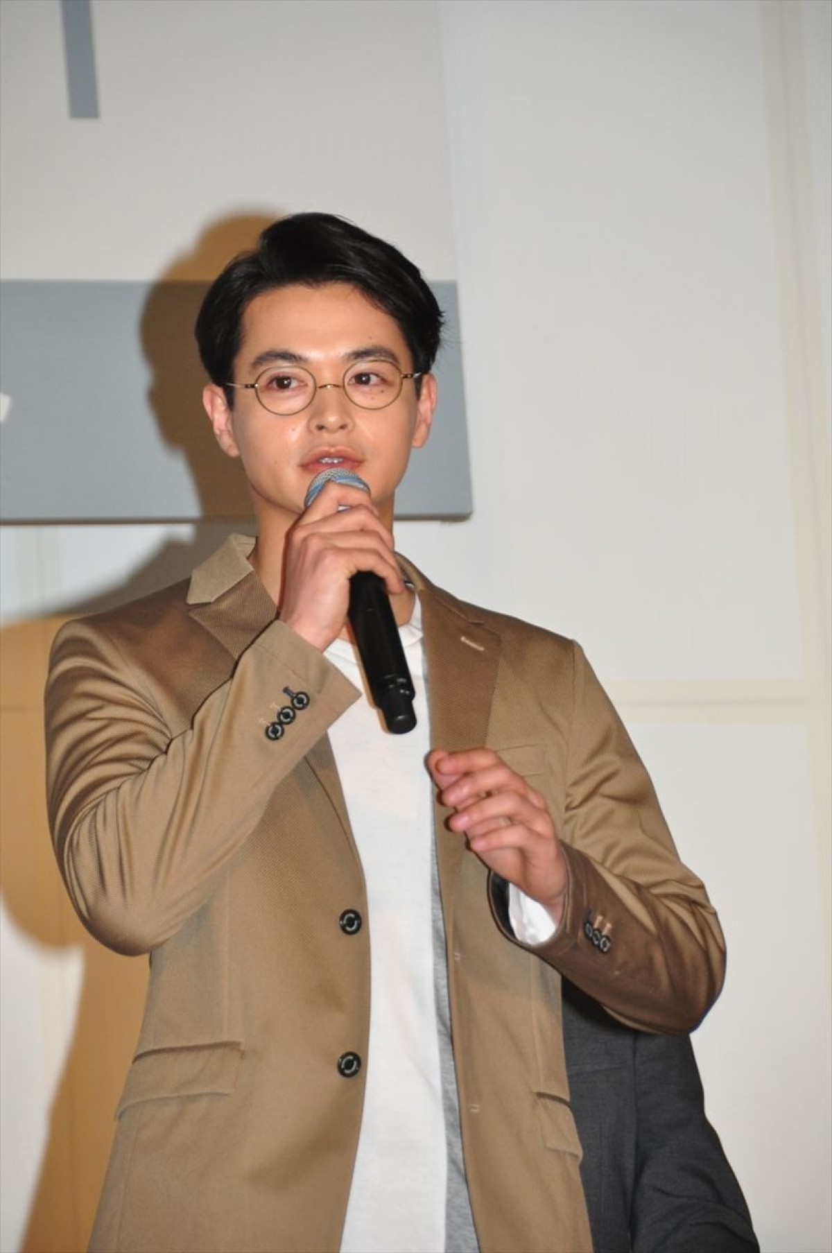 松坂桃李、初恋がらみでヤンキー8人に囲まれ…散々な恋愛エピソード告白