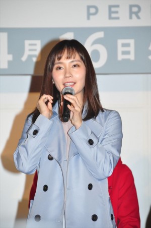 『パーフェクトワールド』制作発表会見に登場した中村ゆり