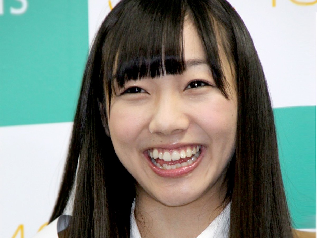 須田亜香里、異国で美脚あらわ　バレエ歴13年美しい開脚に反響