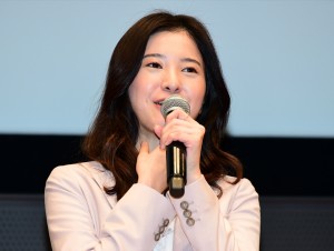 吉高由里子、『わたし、定時で帰ります。』プレミアム試写会＆舞台挨拶に登場