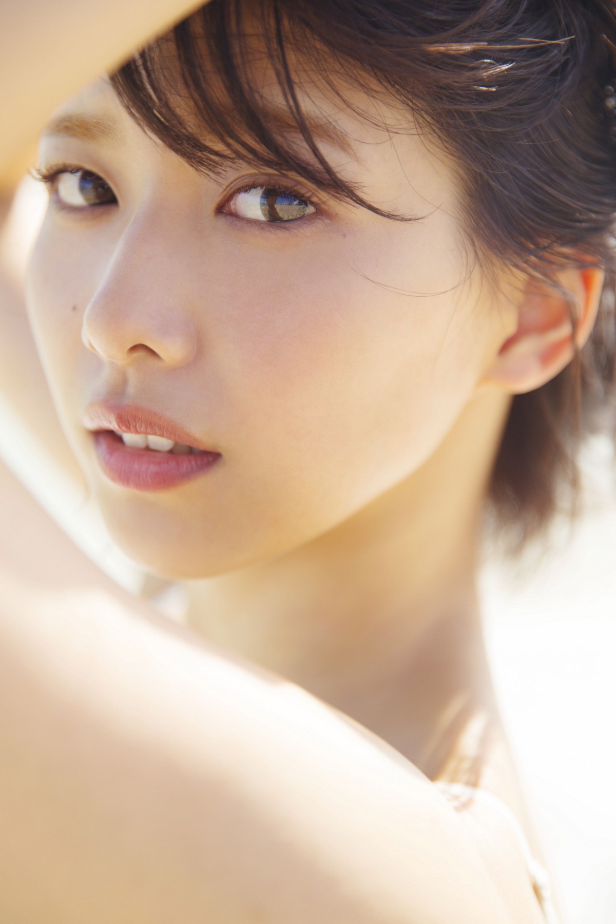 欅坂46・渡邉理佐、初写真集の大胆シャワーシーンは“想定外”