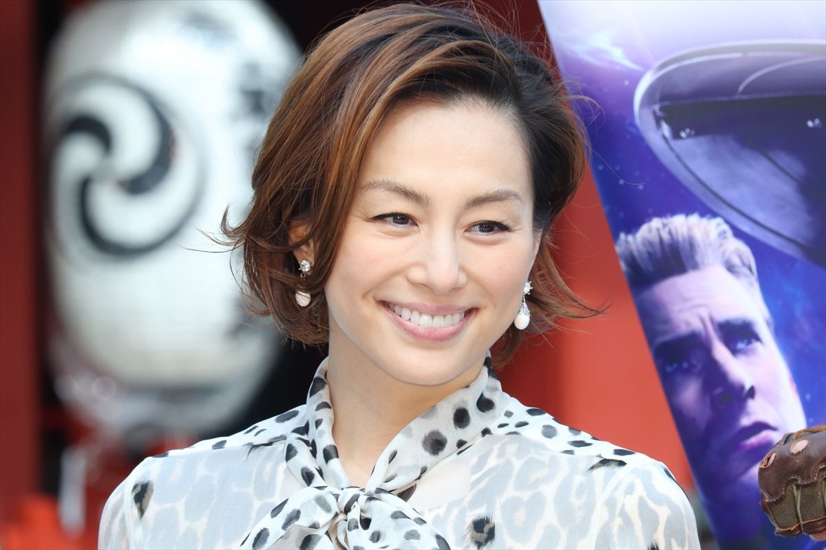 『アベンジャーズ/エンドゲーム』勝利祈願イベントに登場した米倉涼子