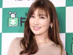 【写真】熊田曜子 “キレッキレ”10年前の水着姿にファンほれぼれ「すごい体」