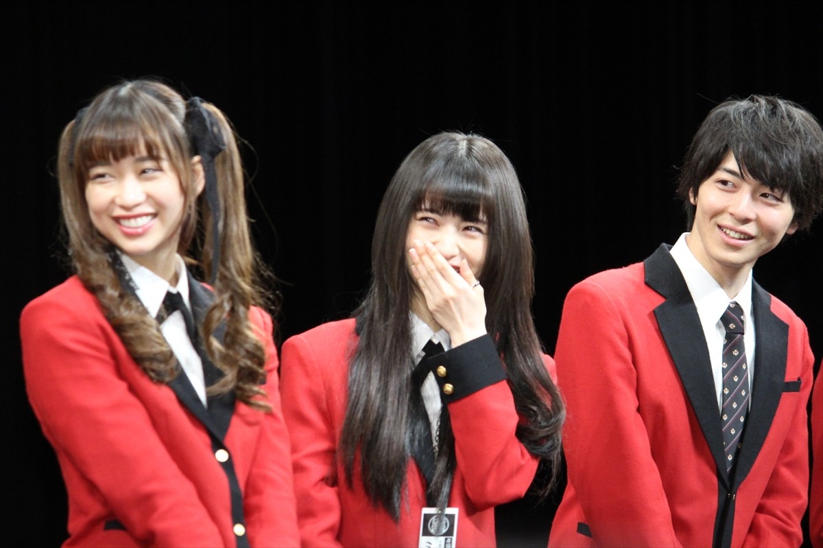 浜辺美波＆森川葵、お互いの“勝負強さ”を認め合う「コンビ感がいいんだなと思います」