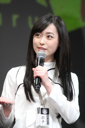 福原遥、『映画 賭ケグルイ』完成披露試写会に登場