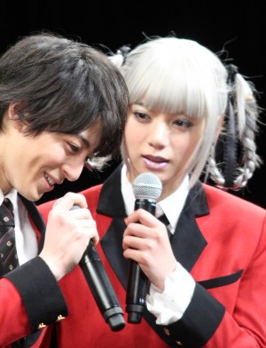 池田エライザ、『映画 賭ケグルイ』完成披露試写会に登場