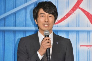 『スパイラル～町工場の奇跡～』第1話試写会＆記者会見に登場した眞島秀和