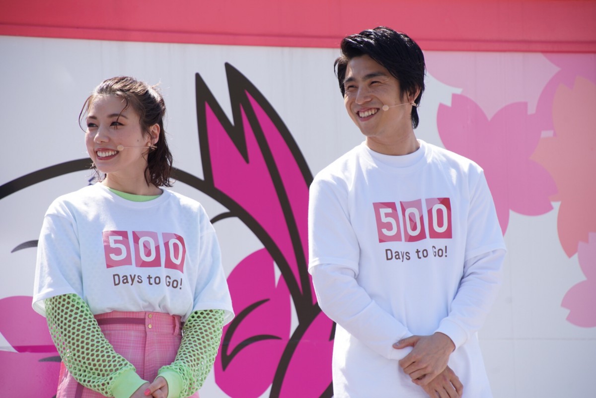 中尾明慶＆仲里依紗、“夫婦の日”ツーショット公開　数日前の「でっかい喧嘩」も明かす
