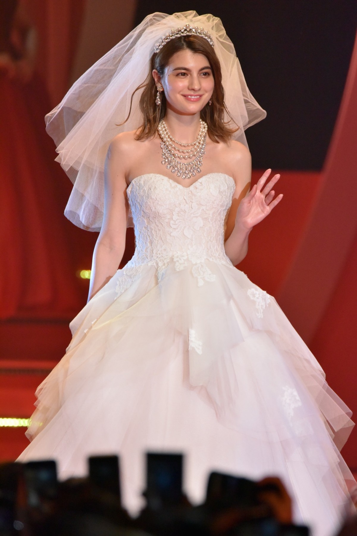 齋藤飛鳥、今田美桜、紗栄子、小嶋陽菜ら豪華モデルが集結「sweet collection 2019」