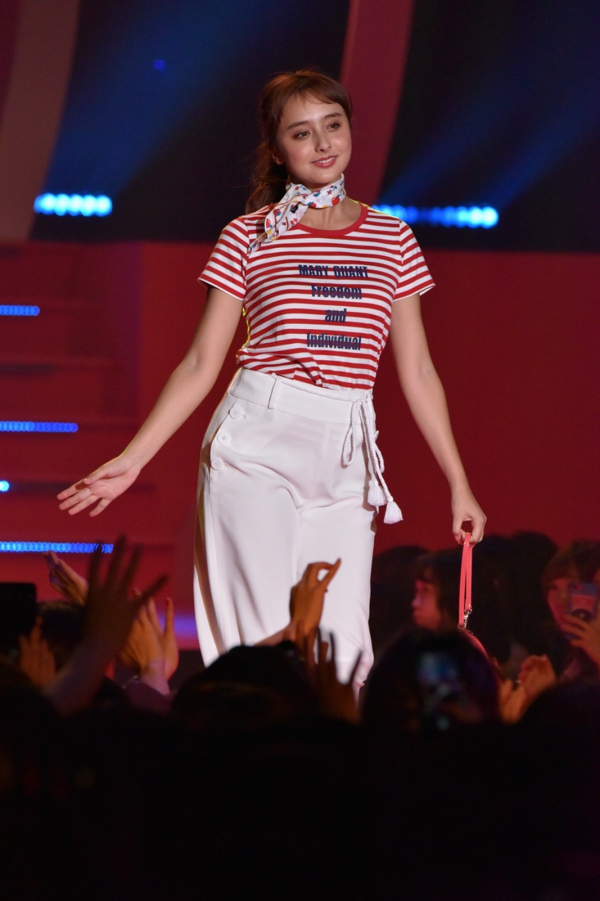 齋藤飛鳥、今田美桜、紗栄子、小嶋陽菜ら豪華モデルが集結「sweet collection 2019」