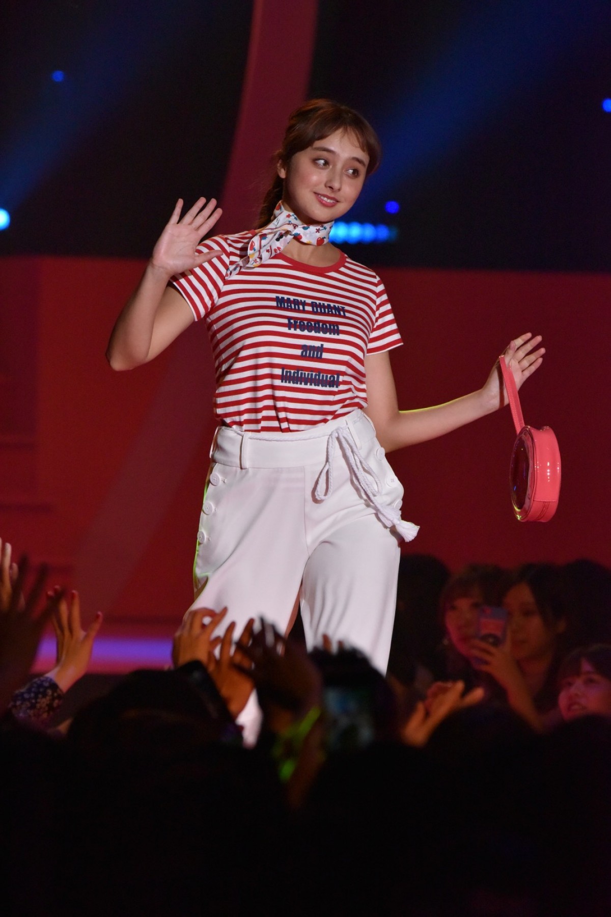 齋藤飛鳥、今田美桜、紗栄子、小嶋陽菜ら豪華モデルが集結「sweet collection 2019」