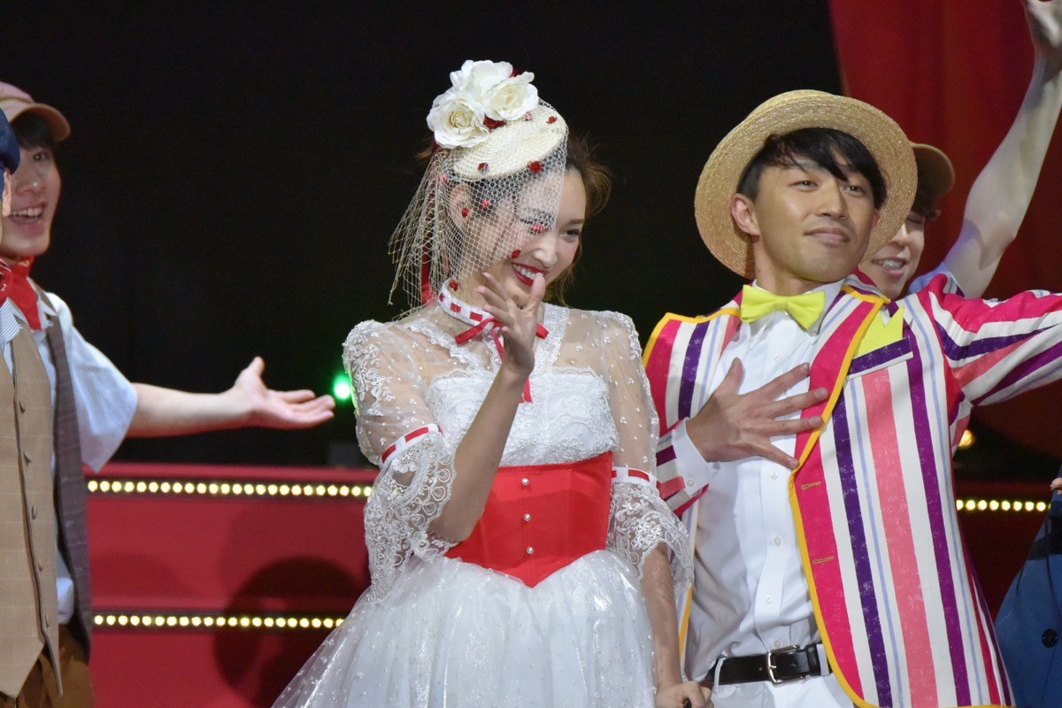 齋藤飛鳥、今田美桜、紗栄子、小嶋陽菜ら豪華モデルが集結「sweet collection 2019」
