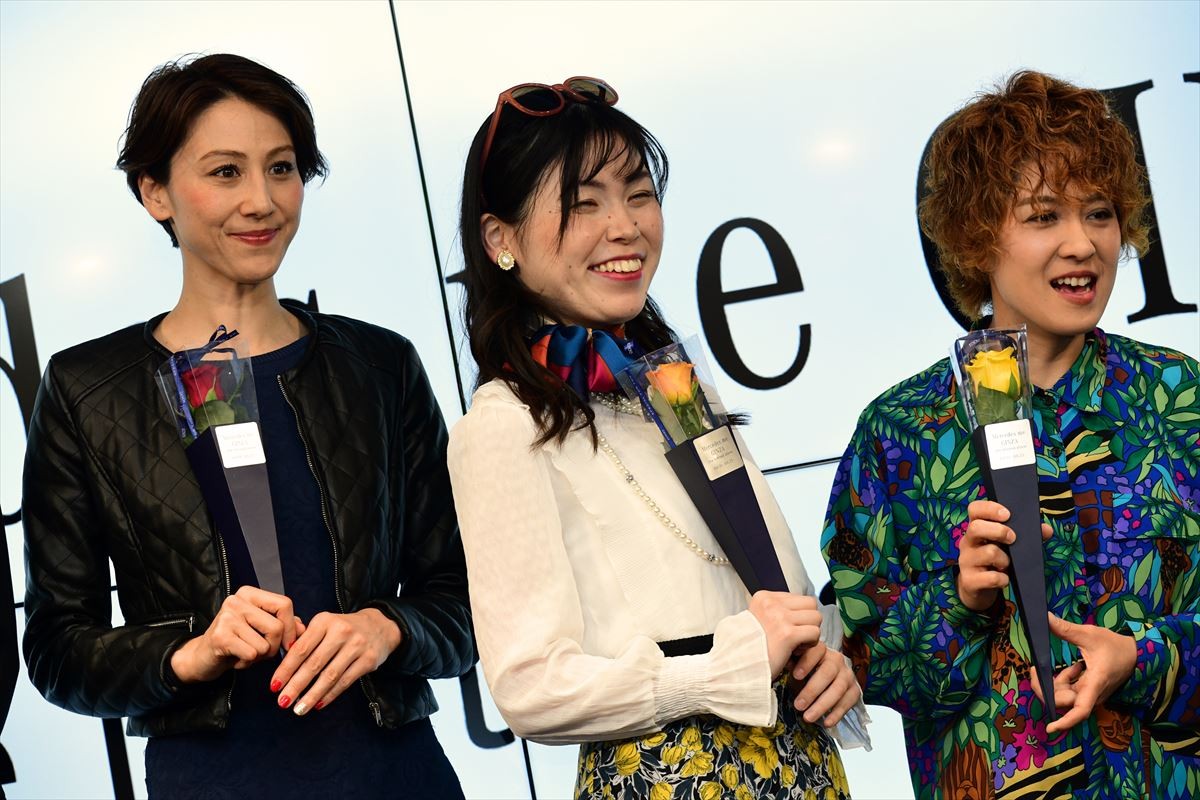 尼神インター・誠子、ゴージャス衣装で銀座に登場 「私の居場所」と自画自賛