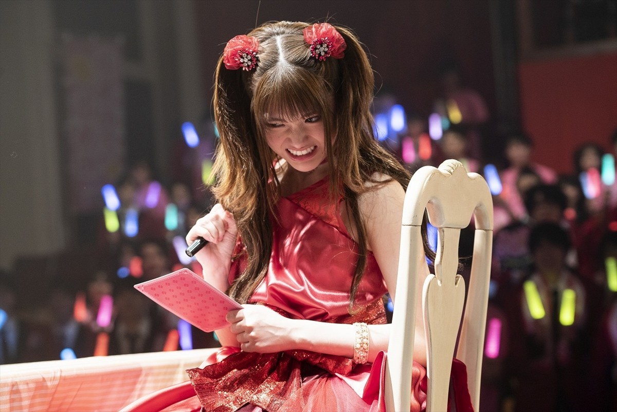 浜辺美波＆乃木坂46・松村沙友理のデュエットに「神ライブ」の声 『賭ケグルイ』第3話
