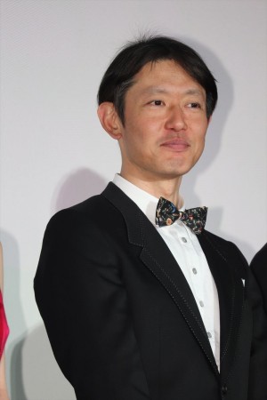 『パラレルワールド・ラブストーリー』完成披露 レッドカーペット＆舞台挨拶に登場した筒井道隆