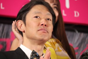 『パラレルワールド・ラブストーリー』完成披露 レッドカーペット＆舞台挨拶に登場した筒井道隆