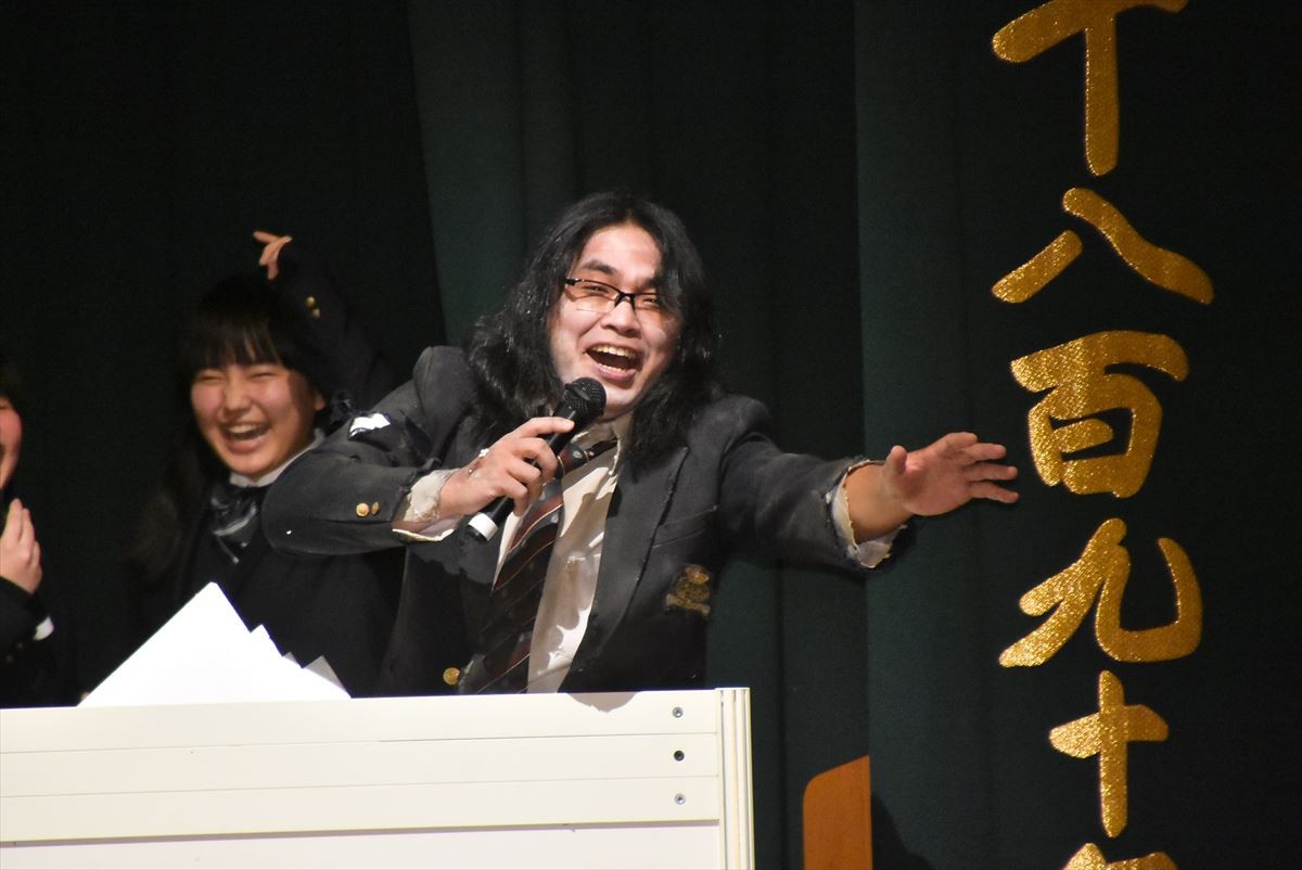 平野紫耀サプライズ登場に女子中高生大騒ぎ！ その人気にロッチ中岡も驚がく