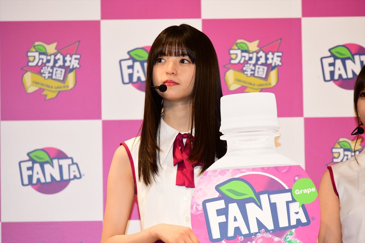 乃木坂46・秋元真夏、CMで挑戦した“変顔”に「恥ずかしい」と照れ笑い