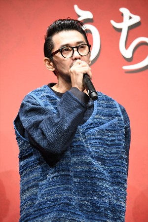 映画『うちの執事が言うことには』完成披露試写会に登場した村上淳