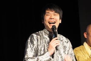 「島ぜんぶでおーきな祭 第11回沖縄国際映画祭」に登場した濱家隆一（かまいたち）