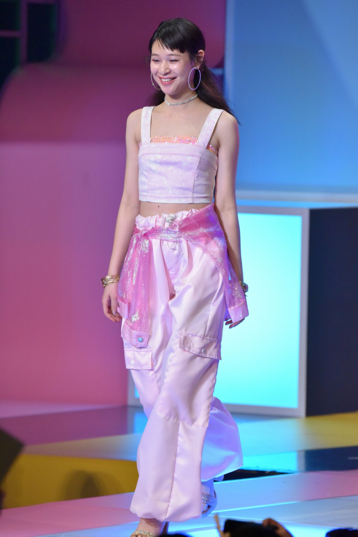 河北麻友子「自分の人生の一番大切な時期」 ViVi卒業で涙