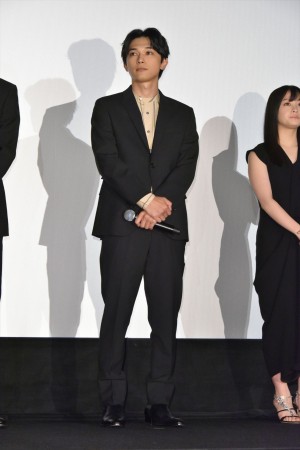 『キングダム』初日舞台挨拶に登壇した吉沢亮