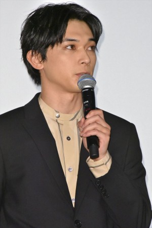 『キングダム』初日舞台挨拶に登壇した吉沢亮