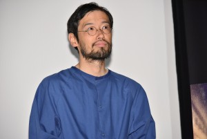 今泉力哉監督、映画『愛がなんだ』公開記念舞台挨に登場