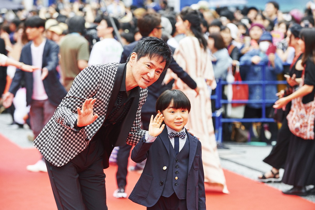 「島ぜんぶでおーきな祭 第11回沖縄国際映画祭」レッドカーペット
