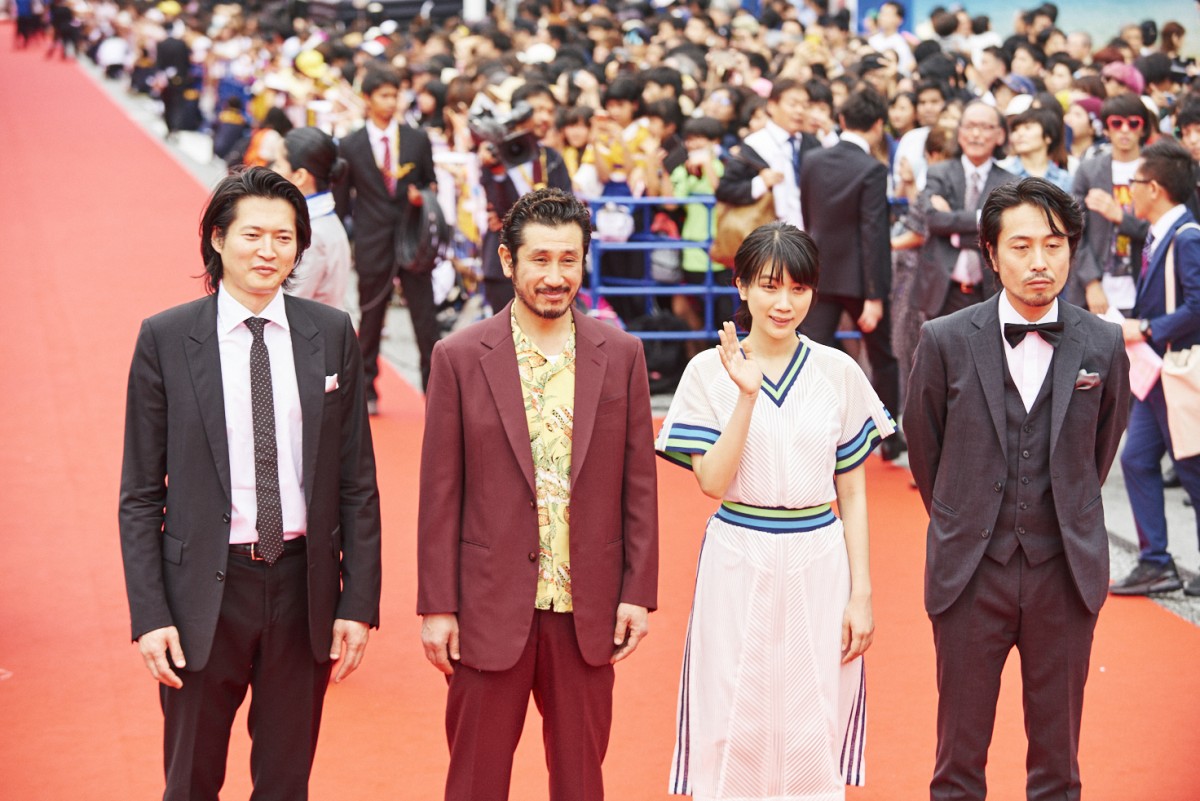 「島ぜんぶでおーきな祭 第11回沖縄国際映画祭」レッドカーペット
