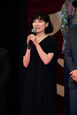 『空母いぶき』完成披露試写会に登場した土村芳