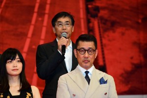 『空母いぶき』完成披露試写会に登場した若松節朗監督